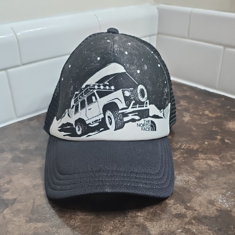 The North Face ToBlack and White Adventure Cap